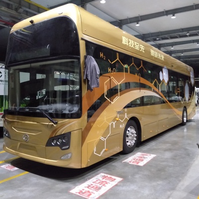 大巴车